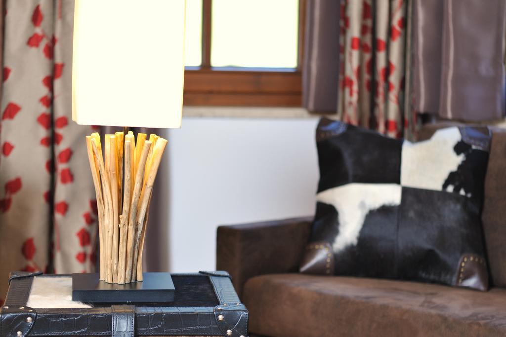 Alpinlounge Raetia Appartements Ischgl Oda fotoğraf